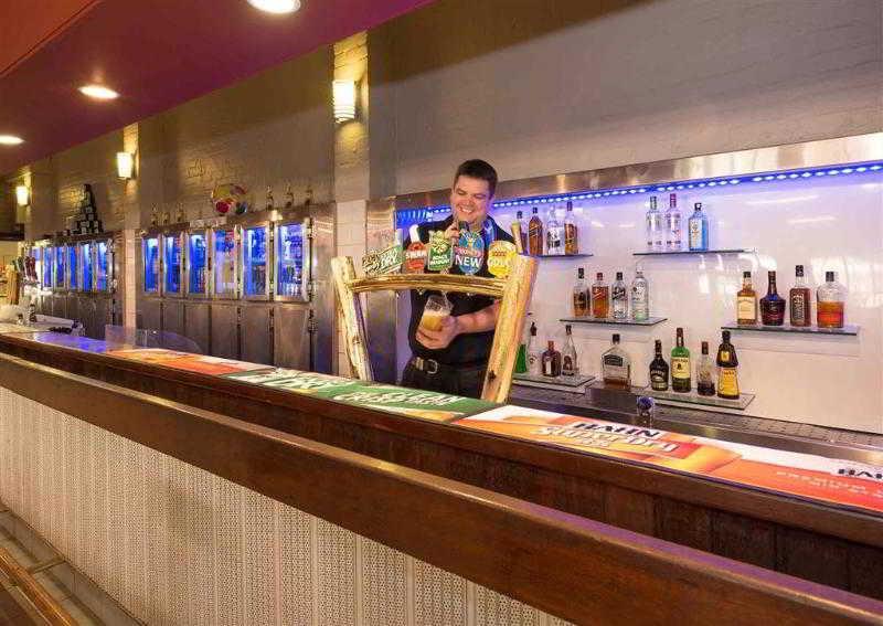 Отель Ibis Styles Каррата Экстерьер фото
