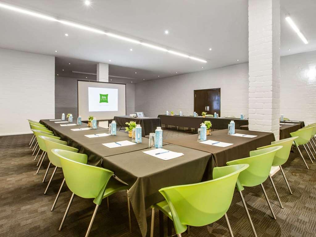 Отель Ibis Styles Каррата Удобства фото