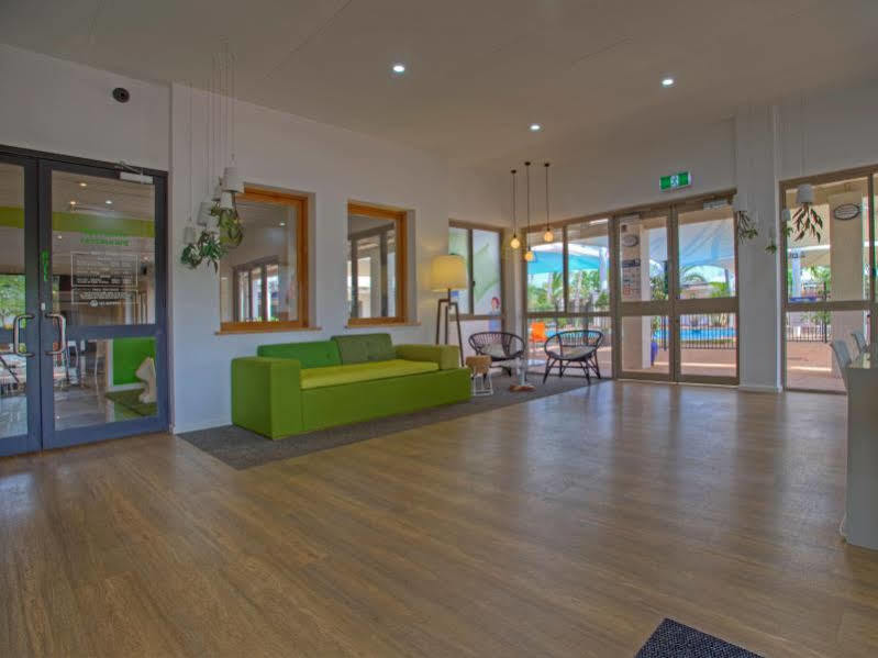 Отель Ibis Styles Каррата Экстерьер фото